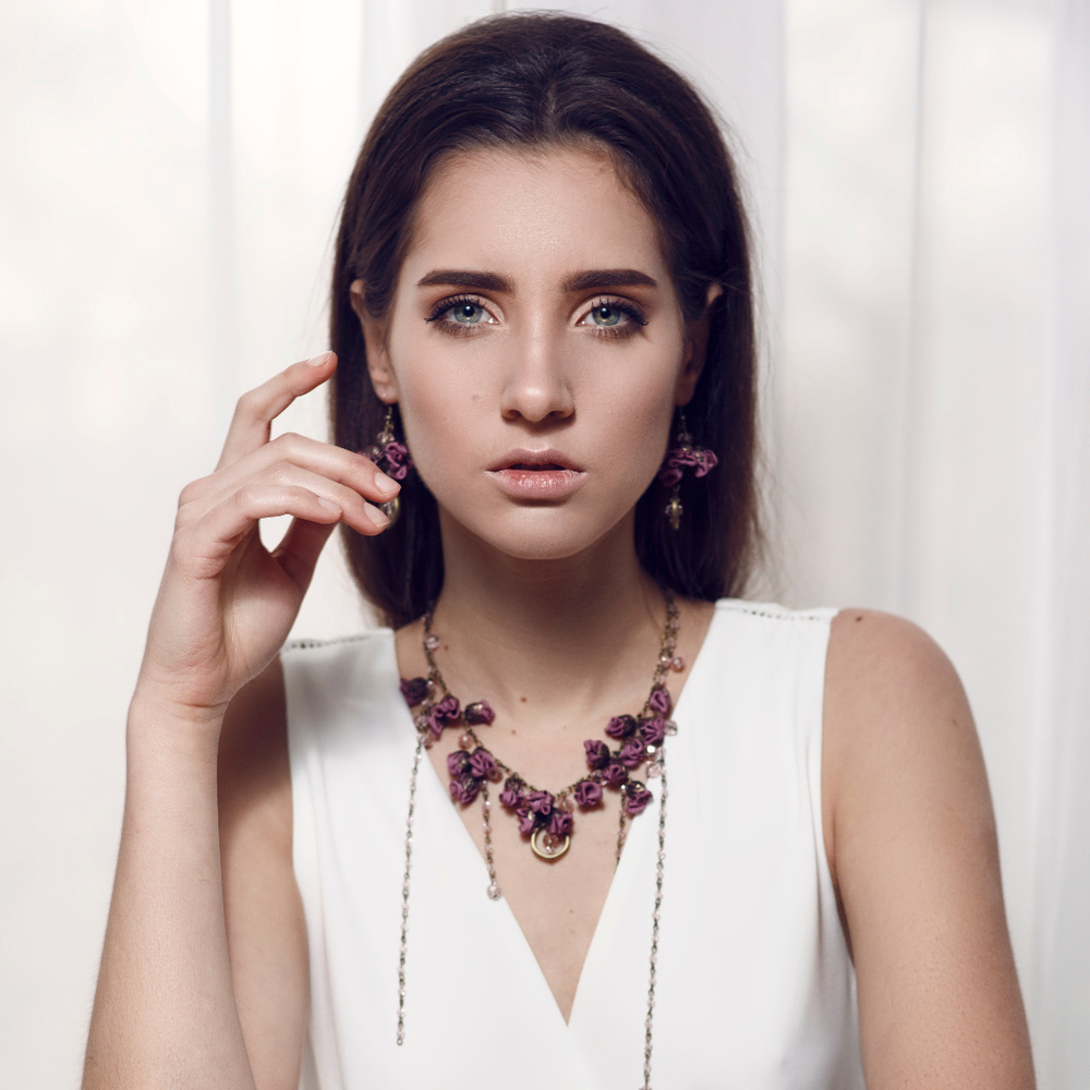 "Elsa" necklace by Ana Popova
